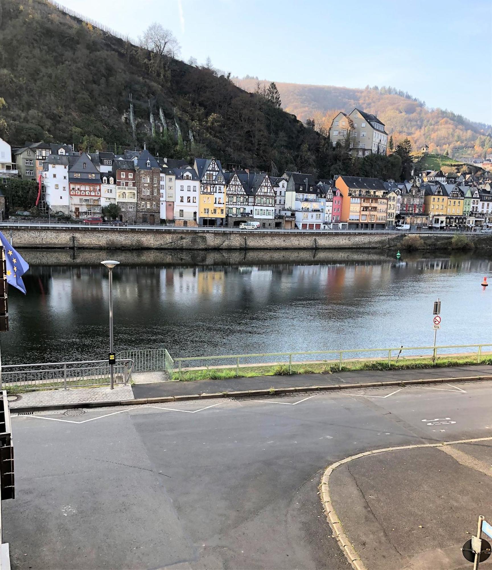 Ferienwohnungen Haus Zur Linde Cochem Cameră foto