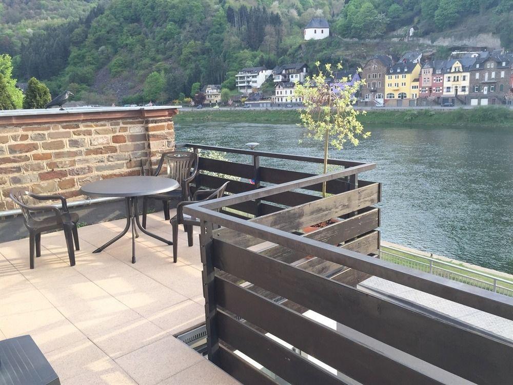 Ferienwohnungen Haus Zur Linde Cochem Exterior foto